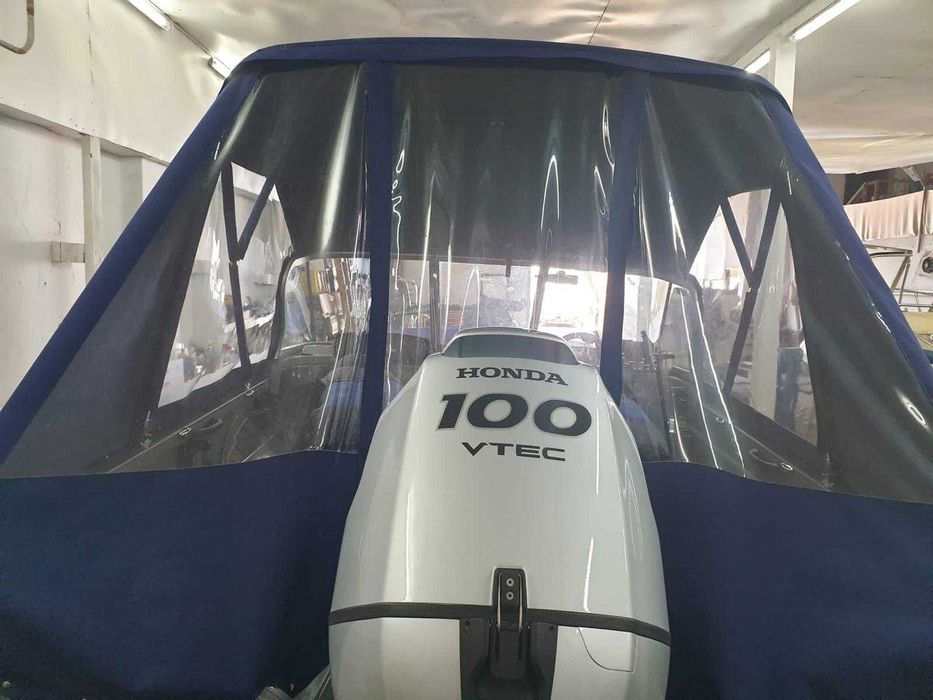 Barca  Crestliner Fish Hawk 1650 SE WT, SUA 2022 cu motor si peridoc