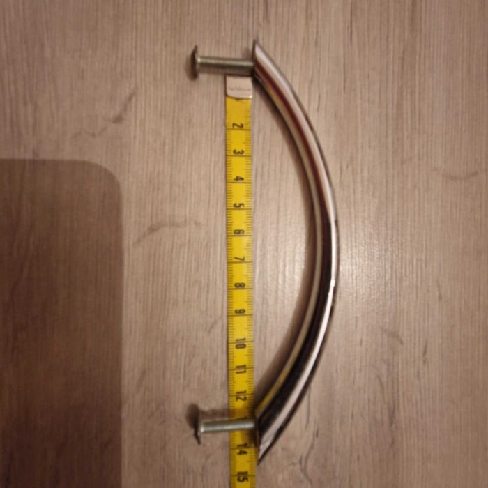 Manere mobilier metalice