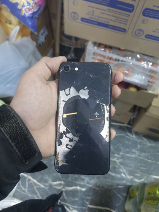 Айфон 8 64 гб 79акб