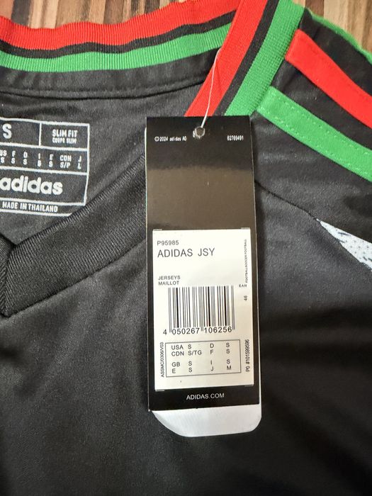 Tricou arsenal cu eticheta