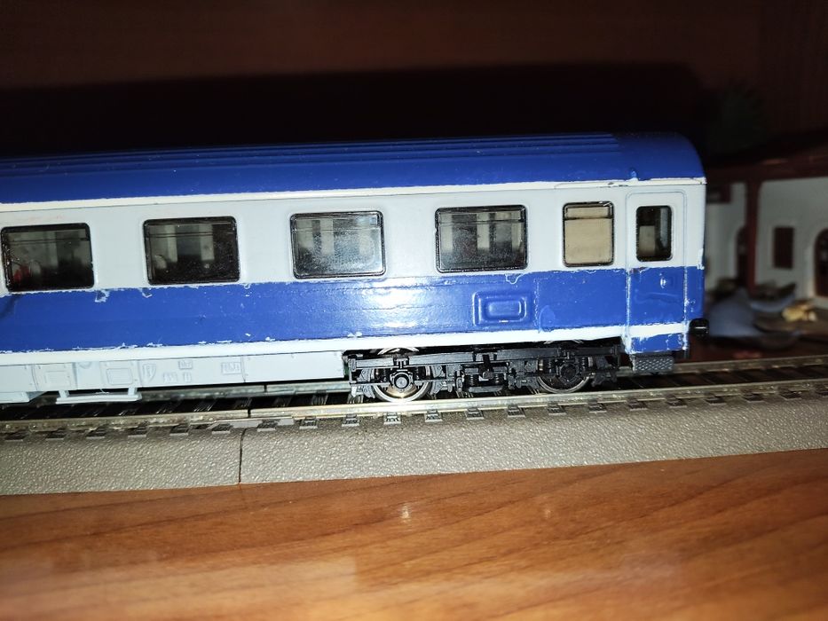 Vând vagoane HO ROCO