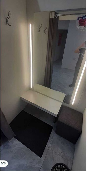 Примерочная с зеркалом +пуфик