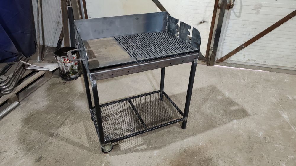 Grătar oțel 80x50 cm, grill 5 mm cu plită,roți, debitat laser, 3 nive