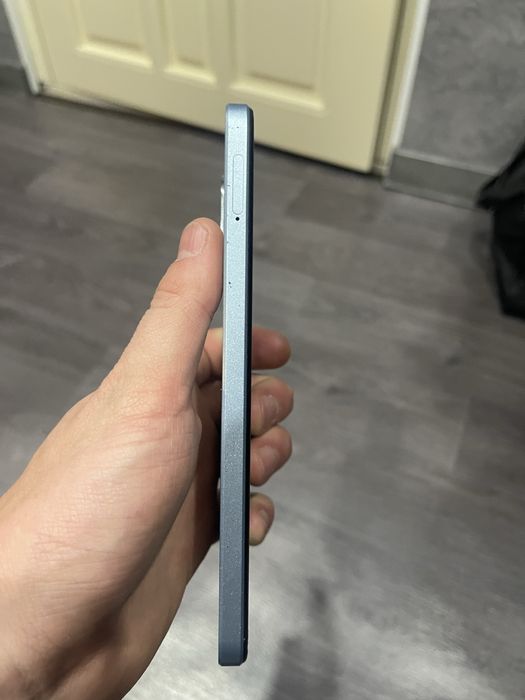 Продам телфон Oppo A18