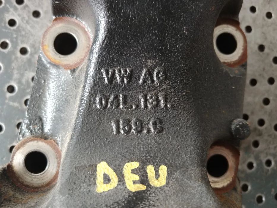 suport filtru partucule 2.0 tdi deu audi a4 b9 8w 04l131159c