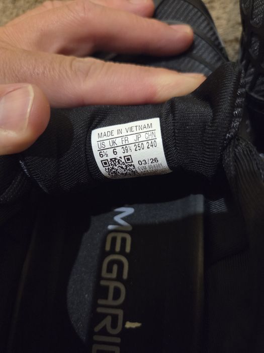 Маратонки  Adidas mageride  f50+