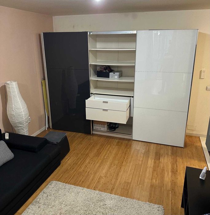 Dulap dressing cu 3 usi glisante cu față de sticlă (304x225x65)