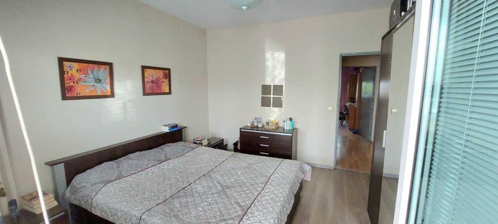 Продава се Тристаен апартамент в Плевен, Дружба 4 - 85 кв.м за 1412 €/кв.м - Снимка #5