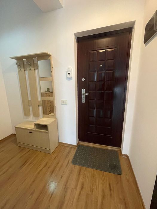 Proprietar inchiriez garsoniera Militari Residence stradal