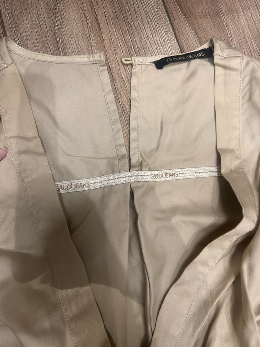 Gaudi дамски гащеризон в бежов нюанс от памук с лек и удобен силует