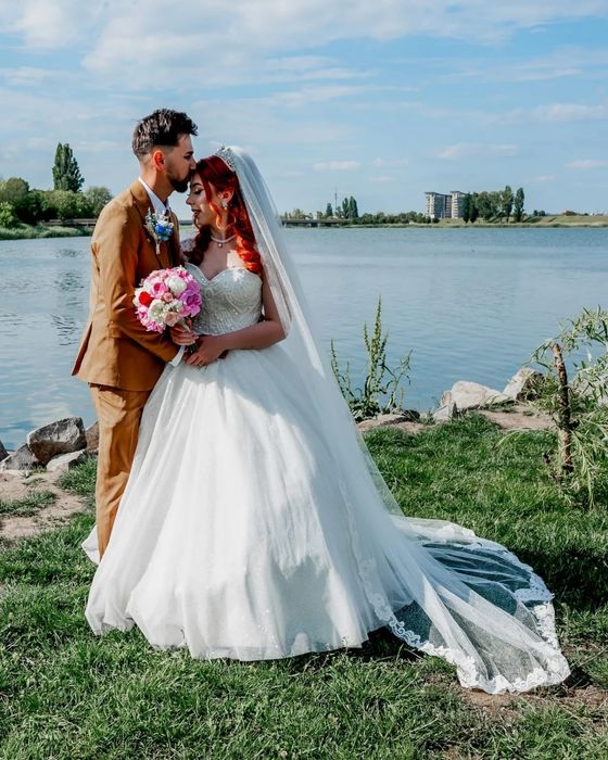 Vând rochie de mireasă!