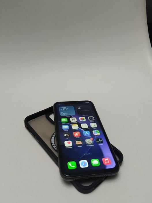 Iphone 11, 64Gb,  AKБ 74%