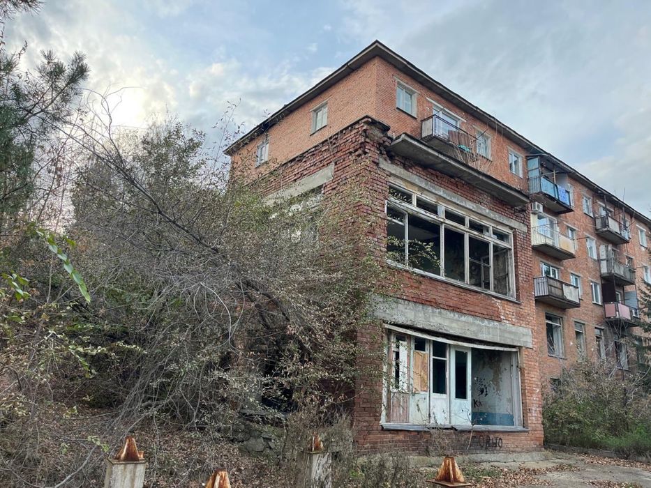 Продам здание в Голубом заливе