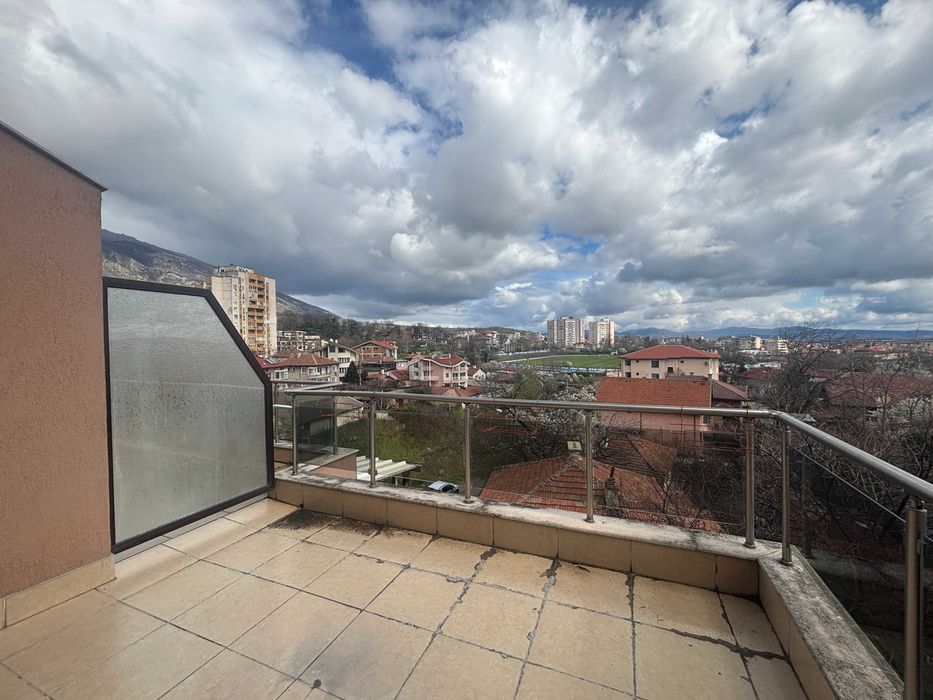 Дава се под наем Двустаен апартамент в Карлово - 96 кв.м за 398.82 € - Снимка #12