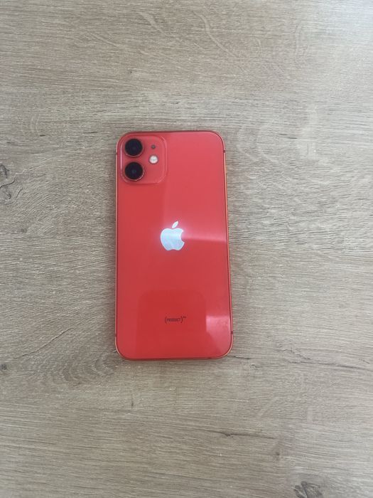 Iphone 12 mini.