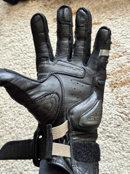 Мото екип Revit Cayenne Pro