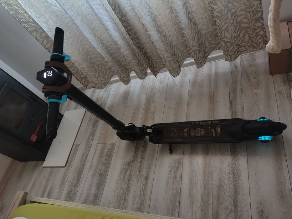 Trotinetă electrică pliabilă – puternică, rapidă, ideală oraș