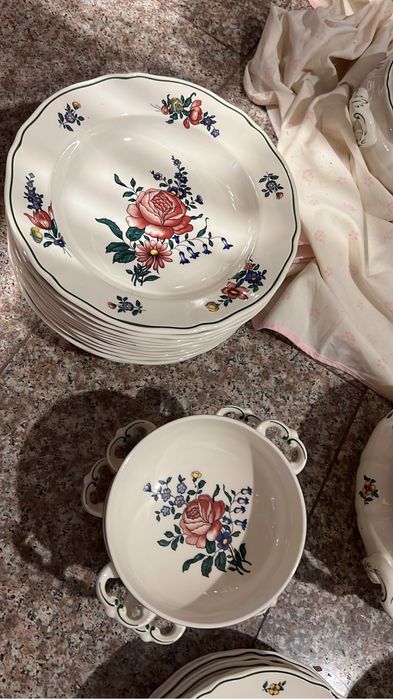 Villeroy & Boch modelul Burgenlanful