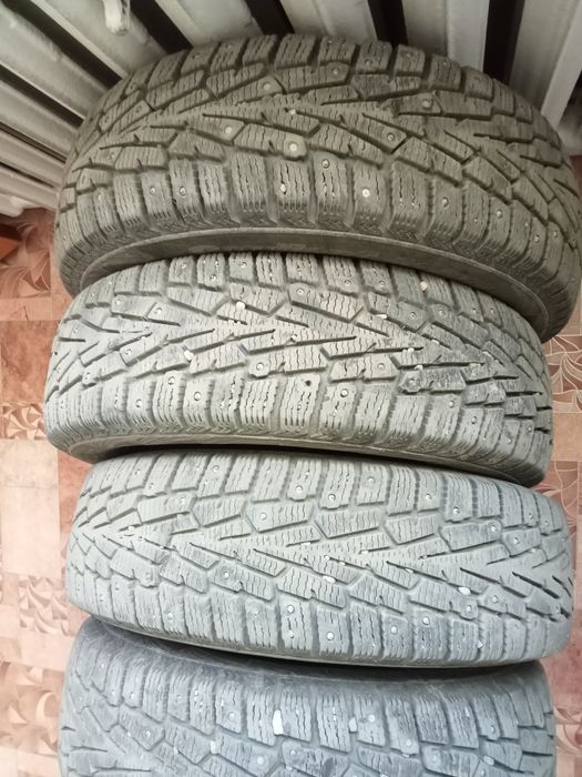 Продам зимние шины R14