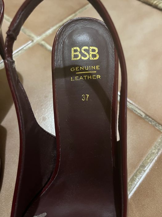 Лачени обувки в цвят бордо с панделка на БСБ