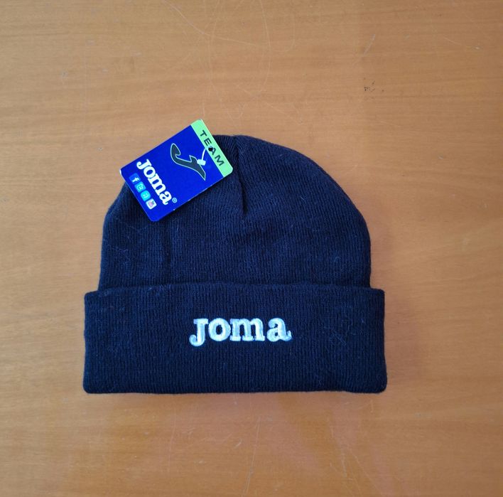 Футболни шапки Манчестър Юн.,Мьолде,шалове,шорти