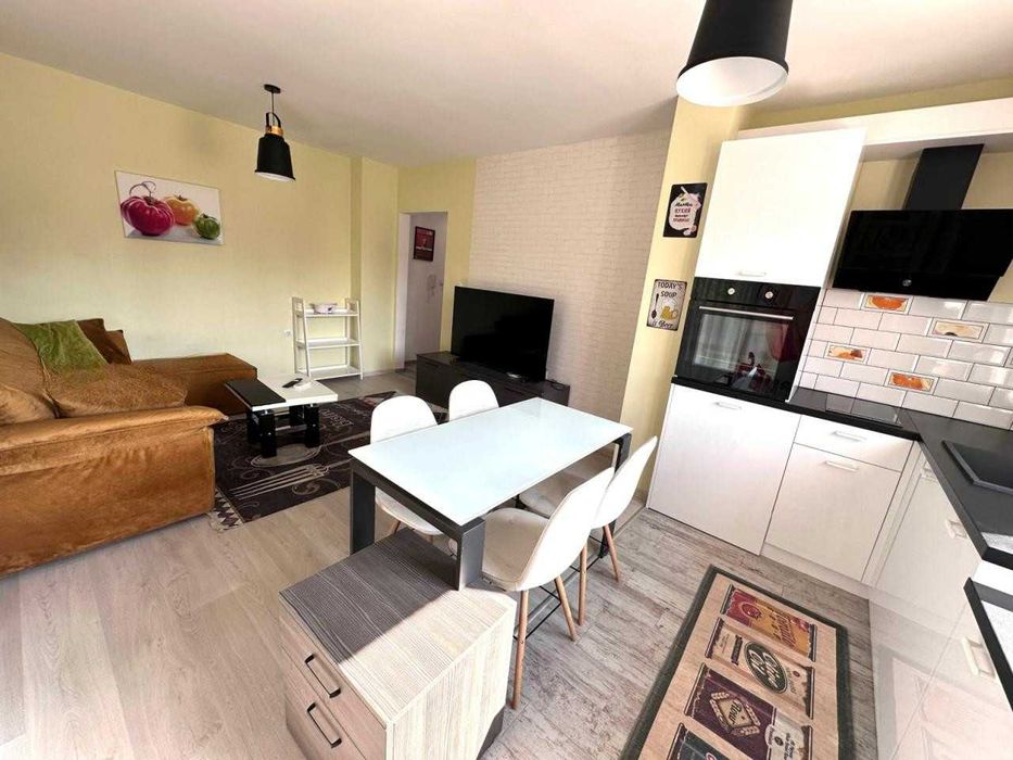 Продава се Двустаен апартамент в Пловдив, Христо Смирненски - 61 кв.м за 1171 €/кв.м - Снимка #2