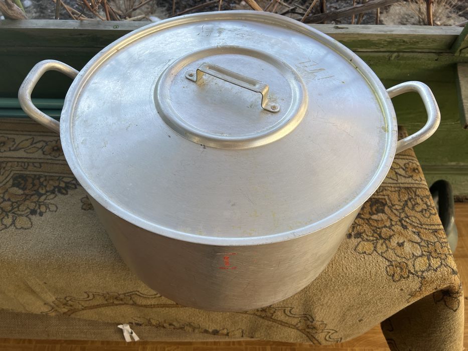 Кастрюля аллюминевая