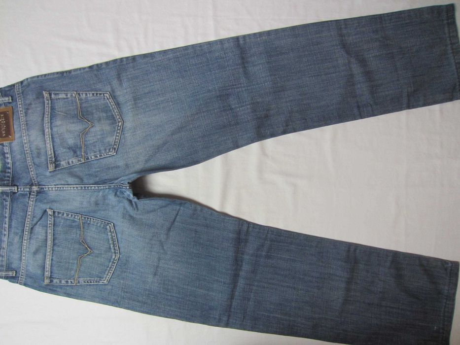 Blugi Versace,W31 L32,Talie=86cm,Lung=106cm, croiala dreapta