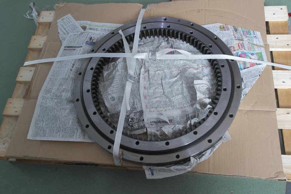 coroana de rotire pentru miniexcavatoare takeuchi tb235