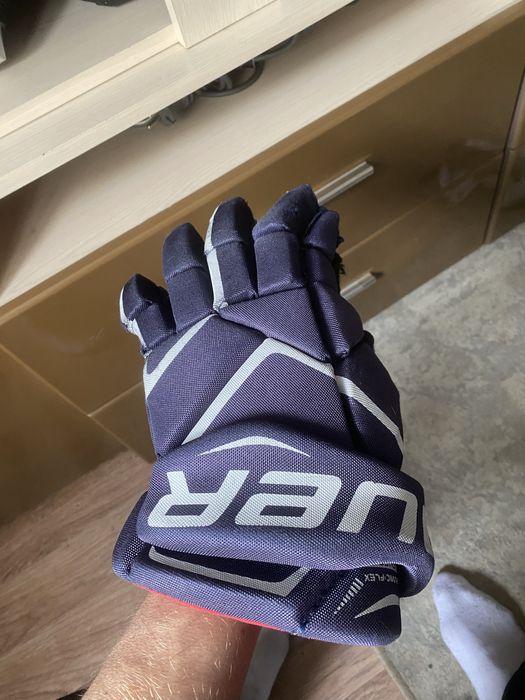 Хоккейные краги BAUER VAPOR