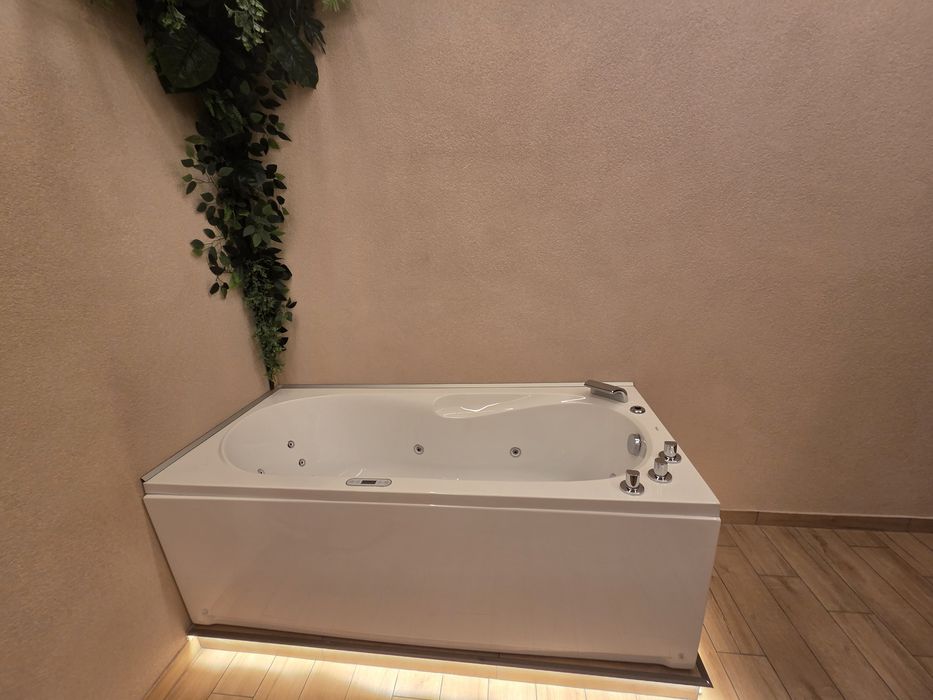 Jacuzii/Cadă hidromasaj 170×75 Wellis