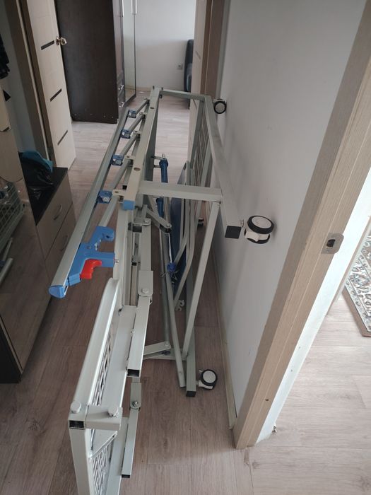 Медицинской кравать продам