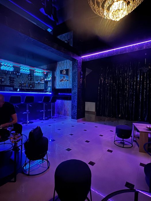 Vilă premium de închiriat – ideală pentru studio videochat sau petreceri private.