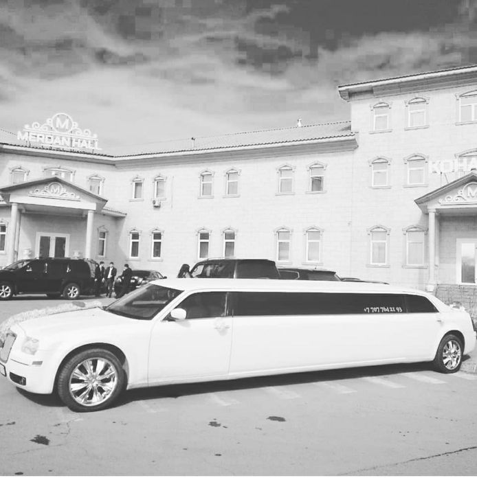 Прокат Лимузин Крайслер С 300