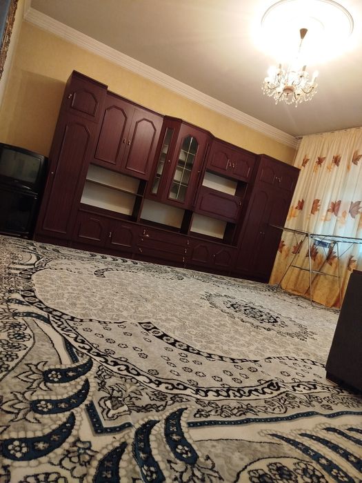 Срочно продается своя квартира на Кадышева 1/2/9 42 КВ.м