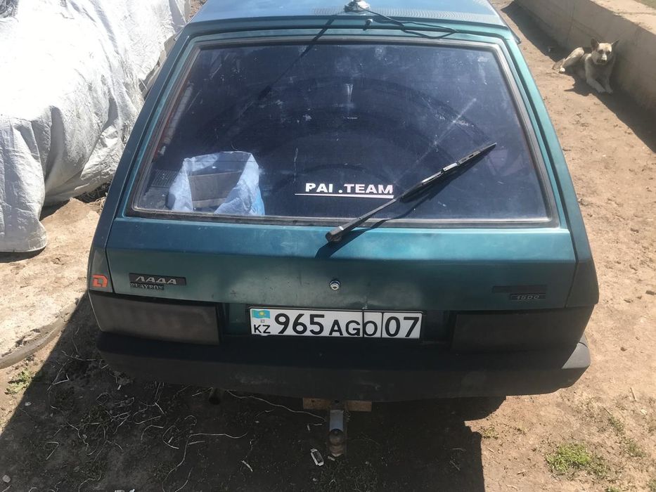 Ваз Lada 21083 машина
