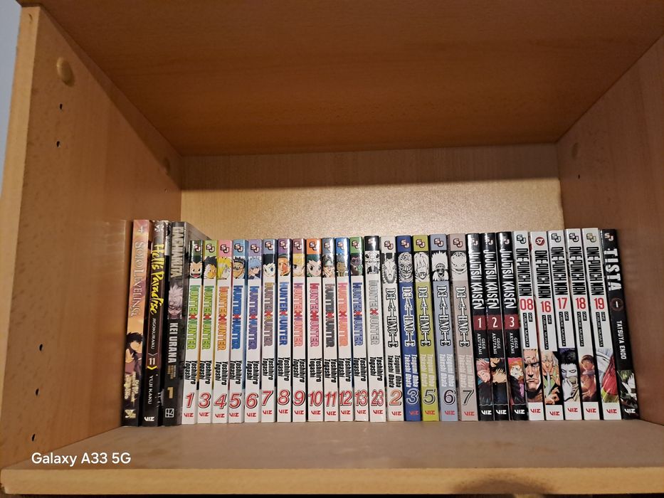 Продавам  книги манги