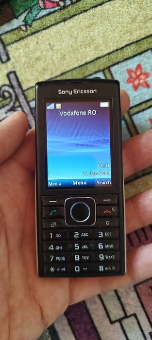 Sony Ericsson cedar impecabil j108i