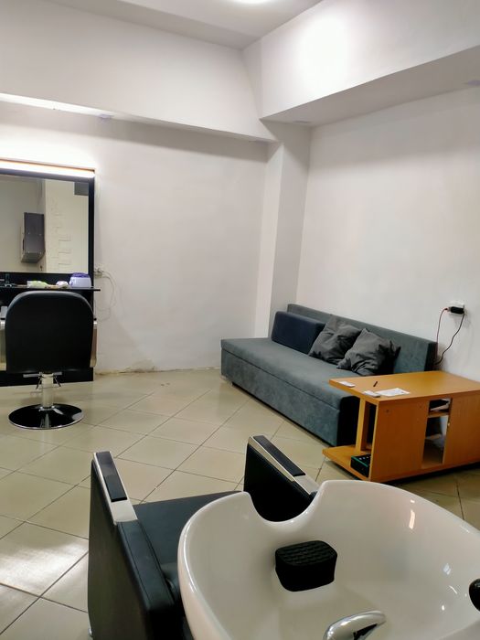 Сдам в аренду парикмахерское кресло