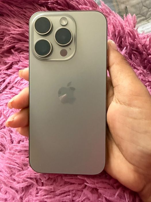 Продам iphone 15 pro