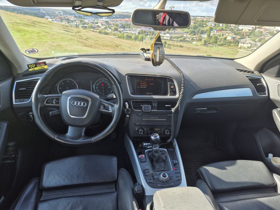 Audi Q5  quattro