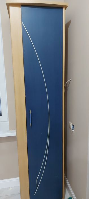 Шкаф пенал продам