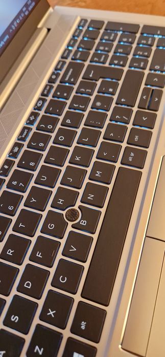 Laptop HP EliteBook 850 G8 cu procesor Intel Core i7-1165G7, 15.6", Full HD, 16GB, 512GB SSD, Intel Iris X Graphics, Windows 10 Pro, Silver
