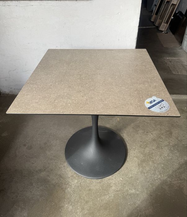 Mese Restaurant/Mese Bar/ Mese terasa