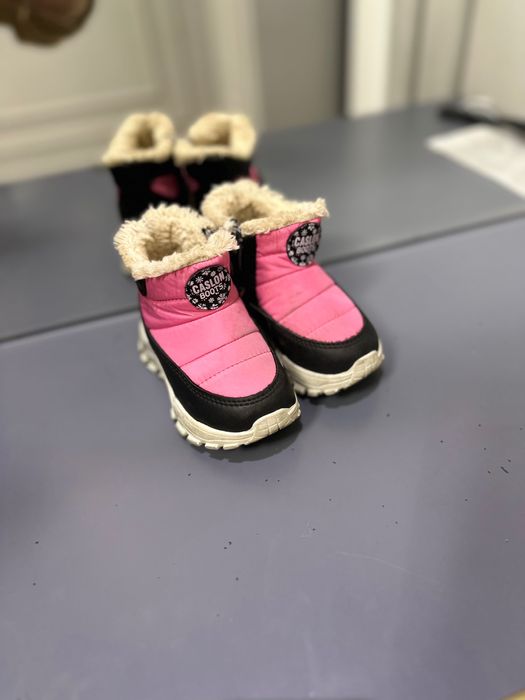 Зимний комбинезон фирма George и сапоги для девочек