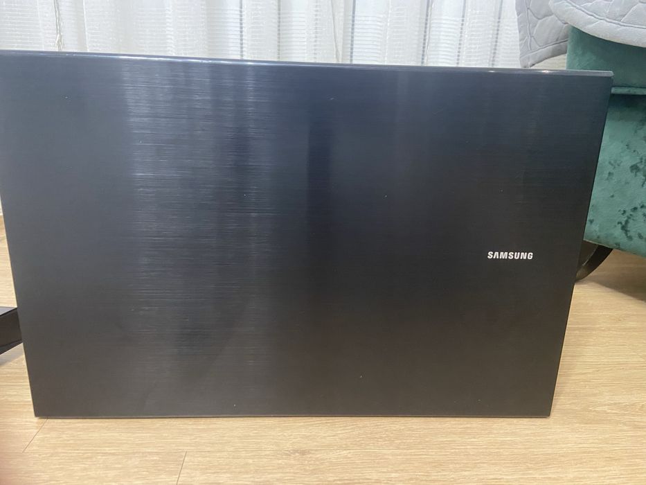 Саундбар Samsung + сабвуфер