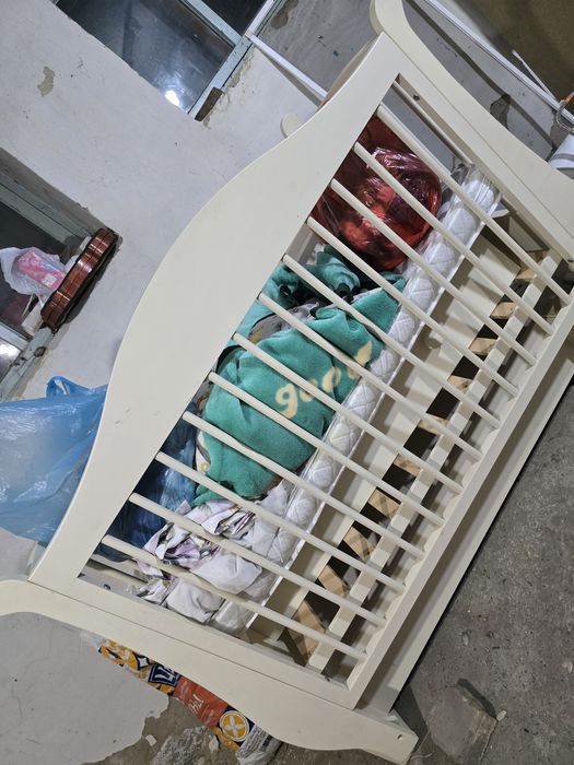 Срочно продам манеж