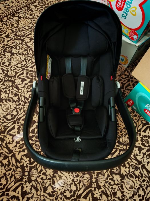 LORELLI Premium Стол за кола - кошница ARIA LUXE I-SIZE