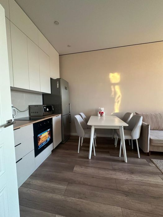 Продается двухкомнатная студия