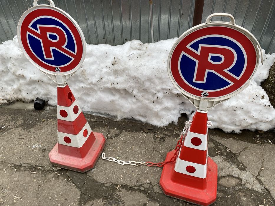 Indicatoare parcare interzisa